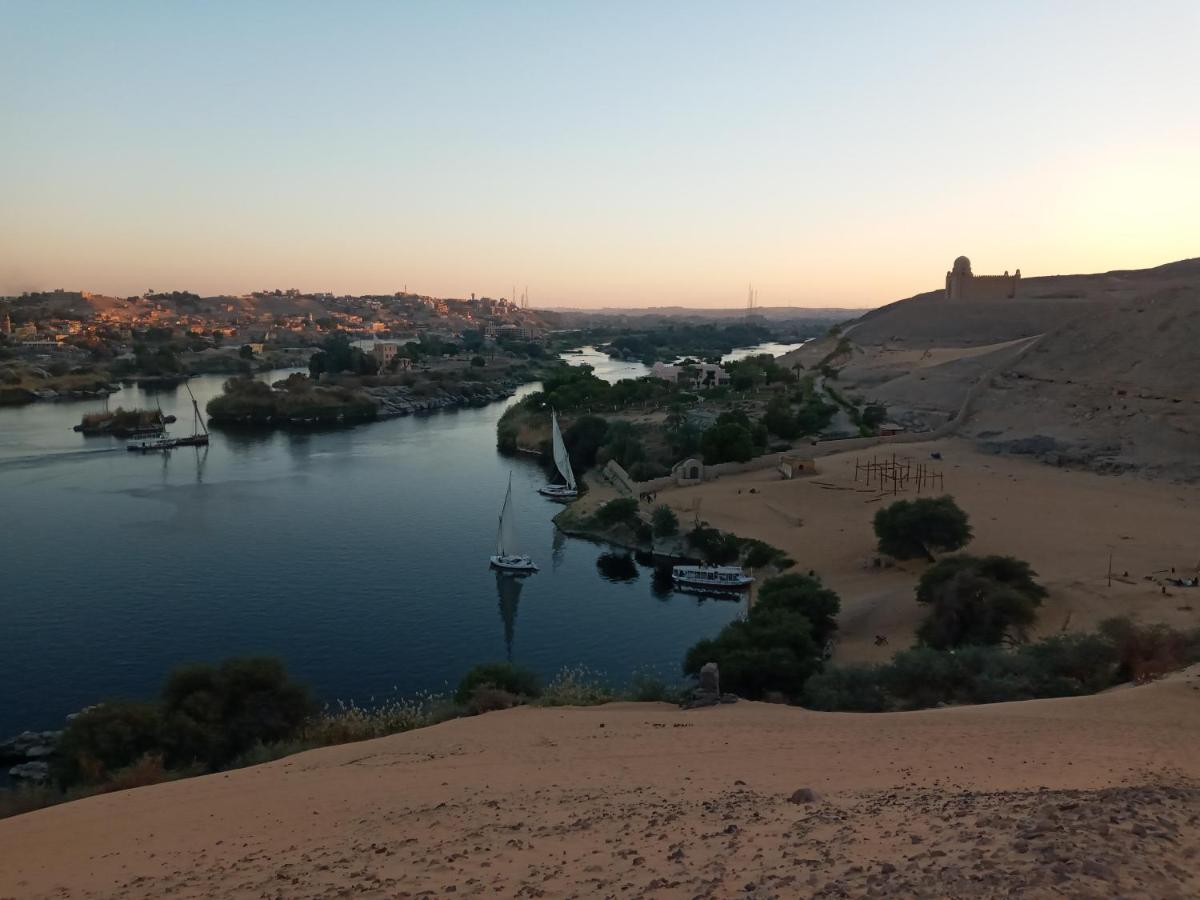 Labib Guest House Aswan Buitenkant foto