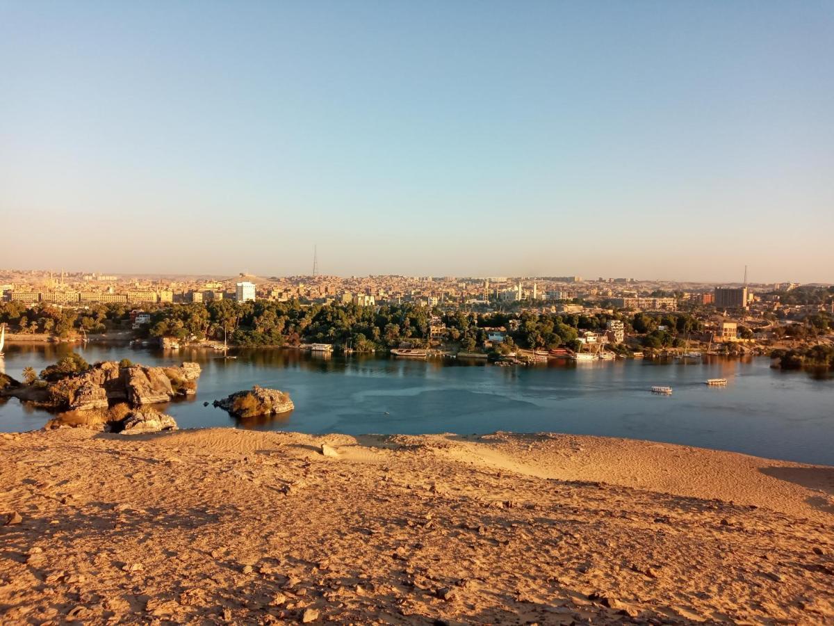 Labib Guest House Aswan Buitenkant foto