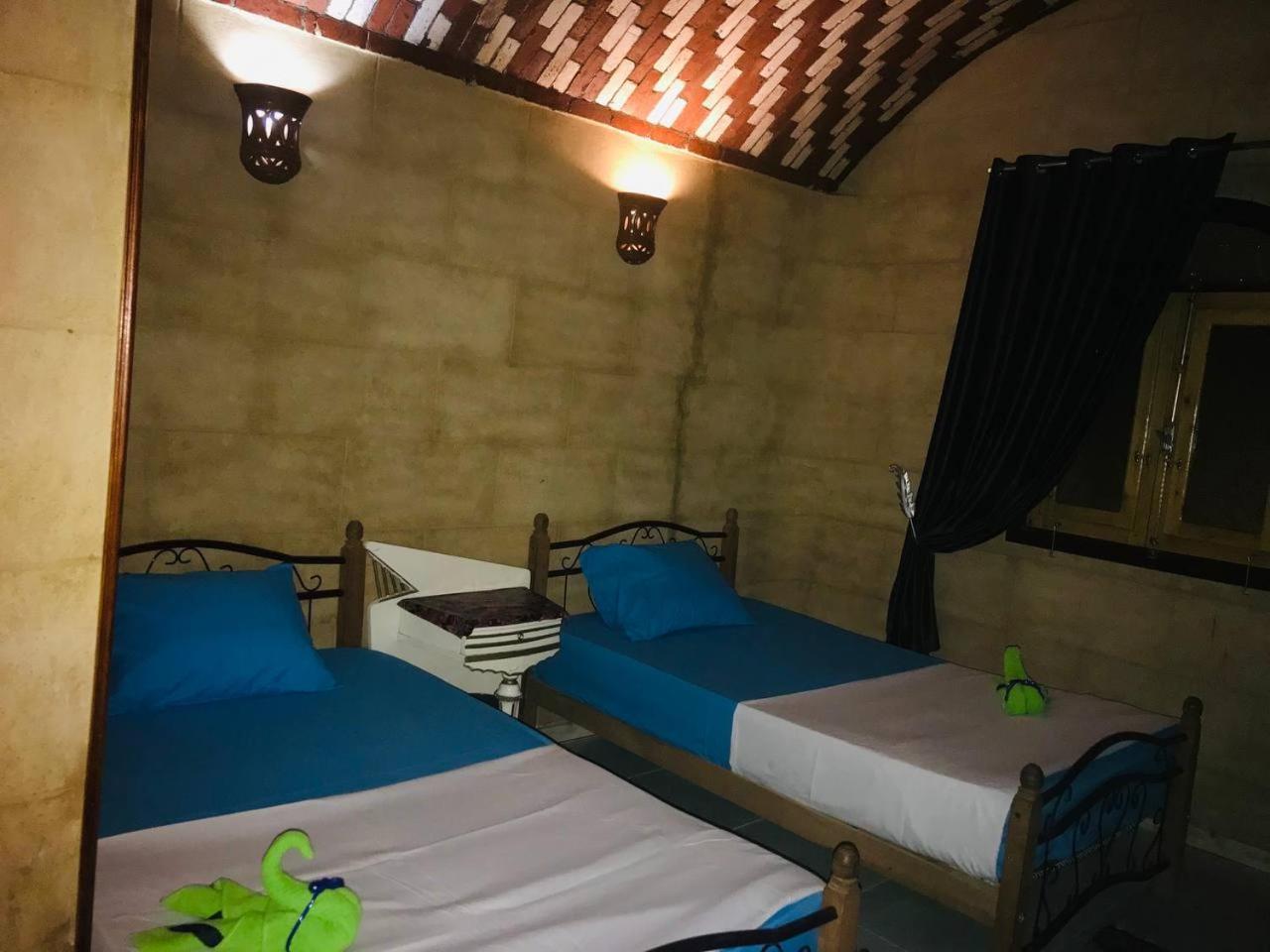 Labib Guest House Aswan Buitenkant foto