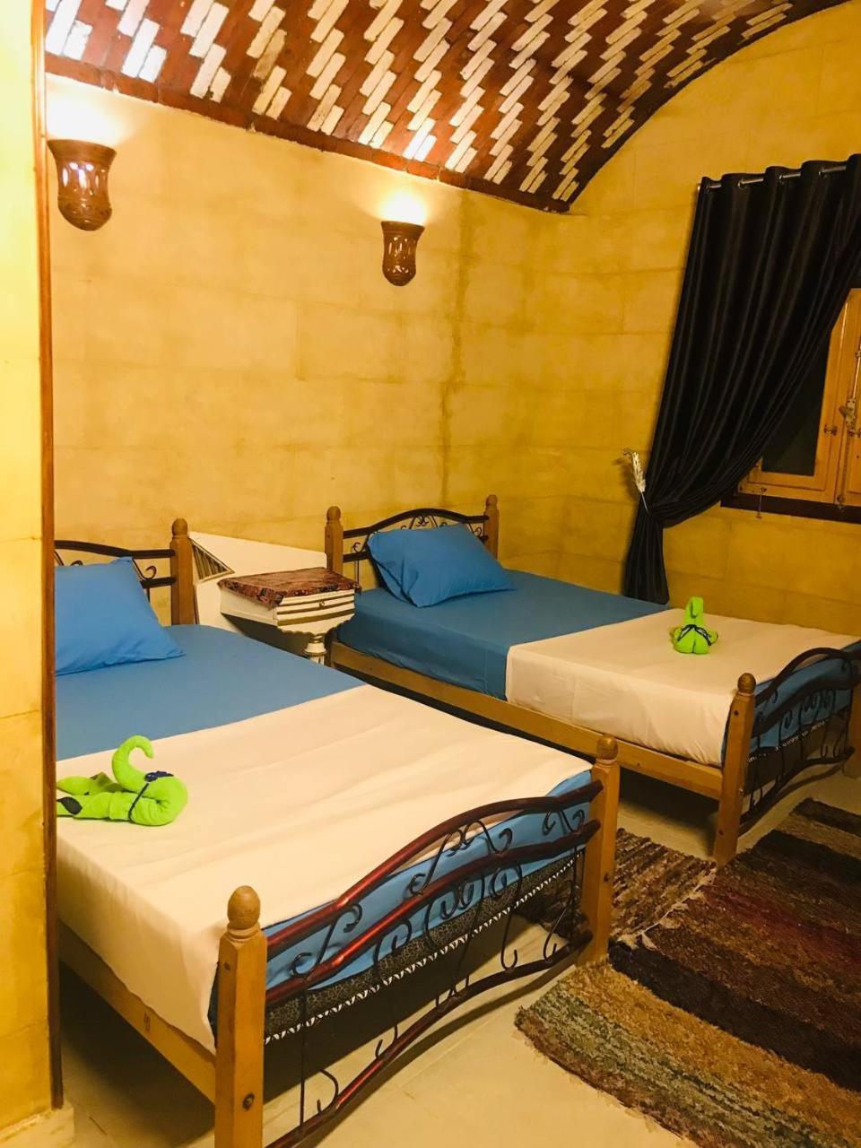Labib Guest House Aswan Buitenkant foto