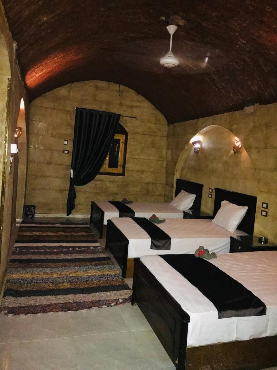 Labib Guest House Aswan Buitenkant foto