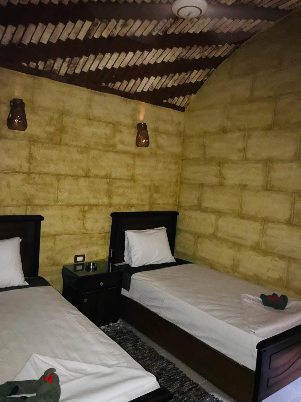 Labib Guest House Aswan Buitenkant foto